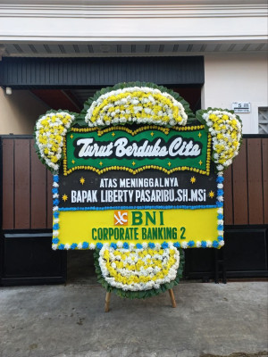 Papan Bunga Duka di Songbanyu